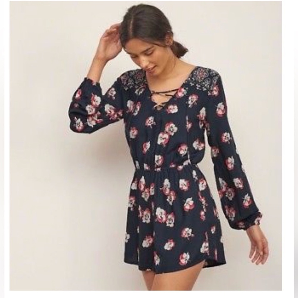 Abercrombie & Fitch Navy Long Sleeve Floral Romper size medium